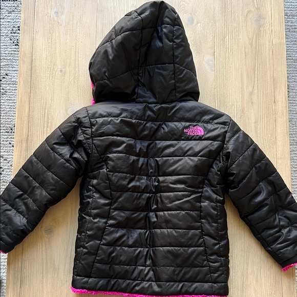 The North Face Black Jacket with Pink Trim - REVERSIBLE MOSS BUD - 3T - Picture 5 of 11